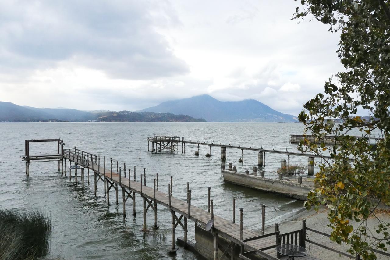 By The Lake クリアレイク エクステリア 写真