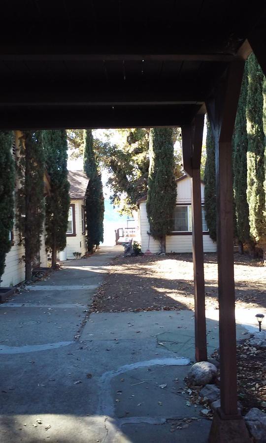 By The Lake クリアレイク エクステリア 写真